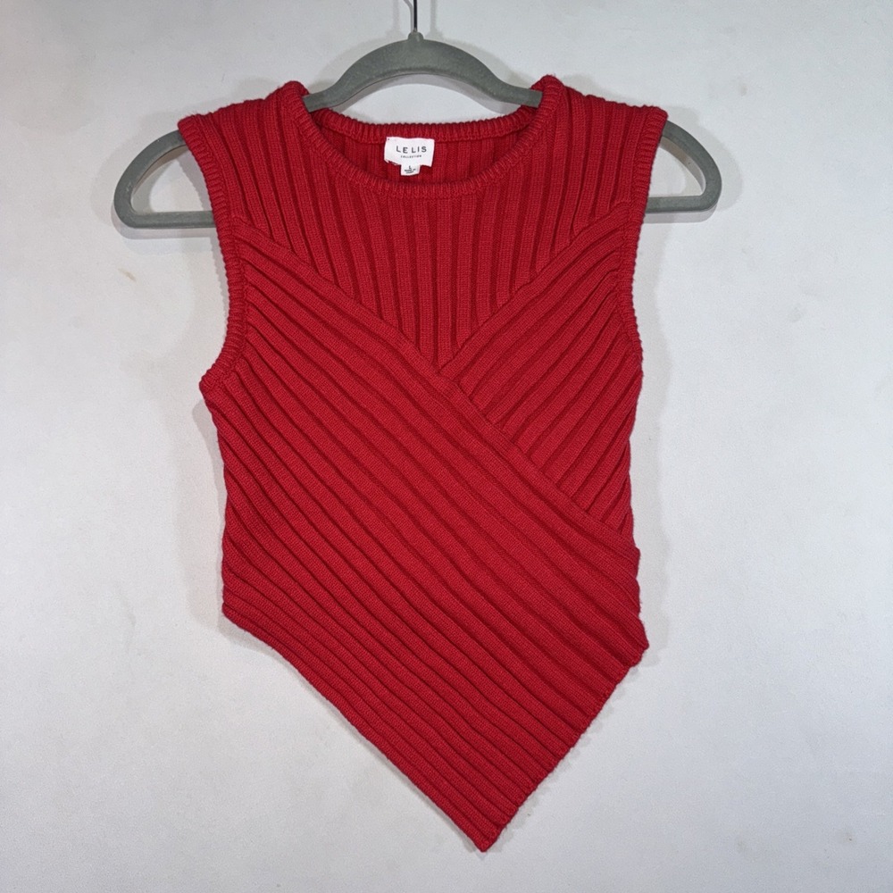 LE LIS Knit Sweater Vest Size L Red Sleeveless Top Asymmetrical Front, Couture